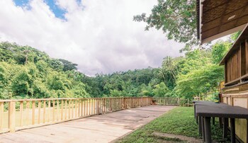 busai dream falls resort