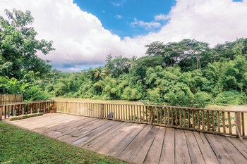 busai dream falls resort