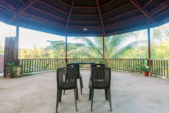 busai dream falls resort