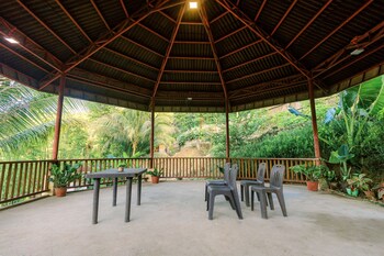 busai dream falls resort