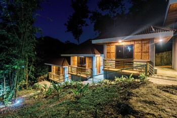 busai dream falls resort