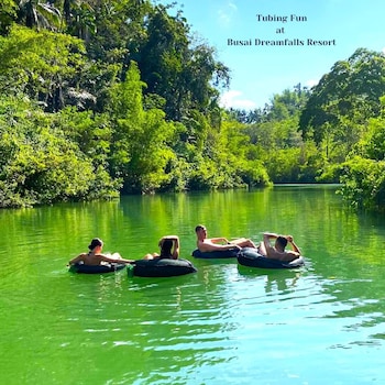 busai dream falls resort