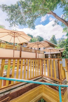 busai dream falls resort
