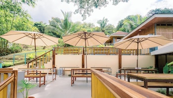 busai dream falls resort