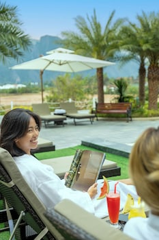 sunrise mountain view resort