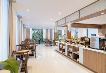 sunrise mountain view resort