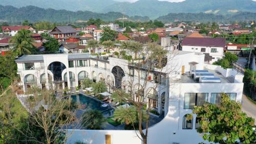 sunrise mountain view resort