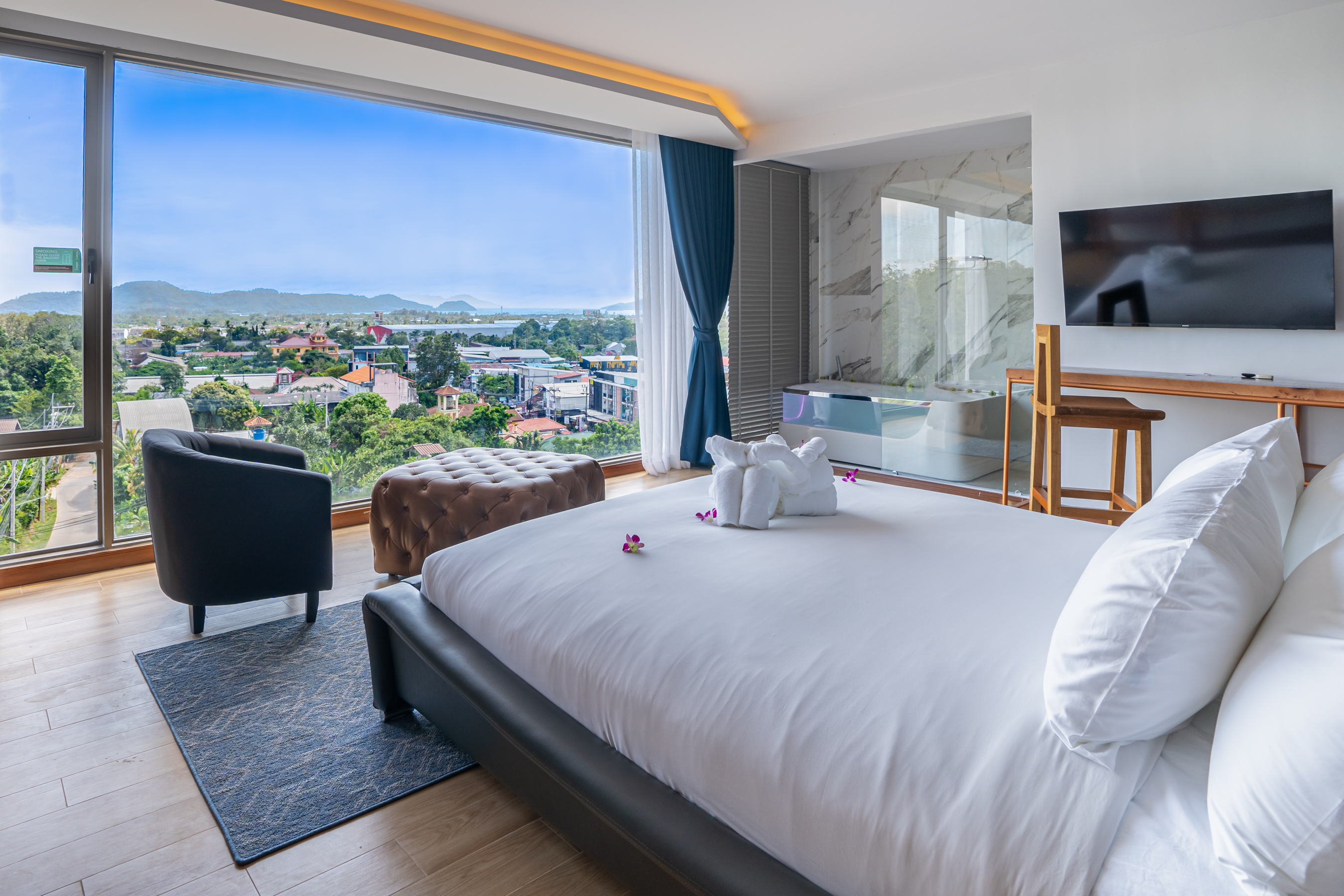 the blue mavi hotel