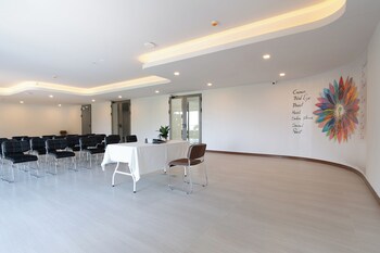 the blue mavi hotel