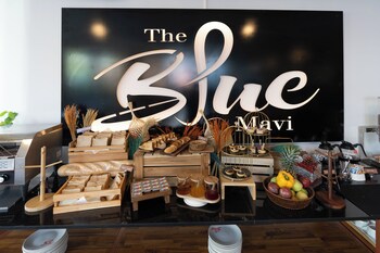 the blue mavi hotel