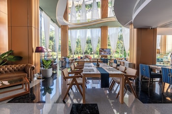 the blue mavi hotel