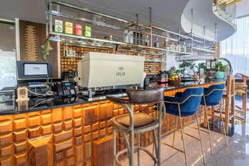 the blue mavi hotel