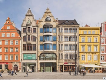 as home apartamenty rynek 50