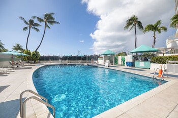 ilikai hotel condo at waikiki no parking