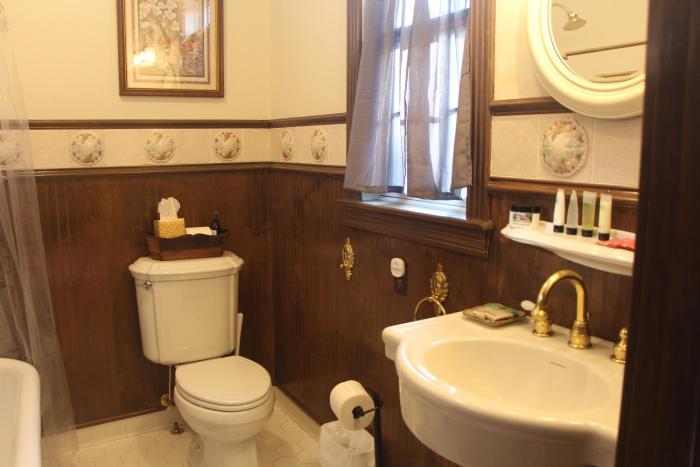 apple crest inn