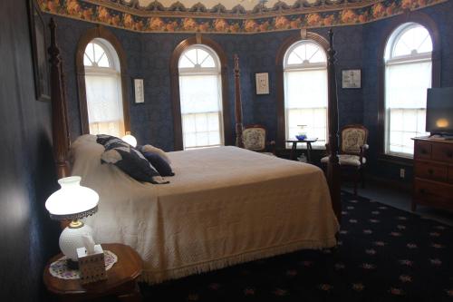 apple crest inn