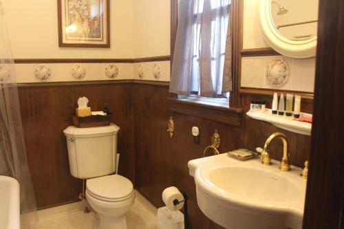 apple crest inn