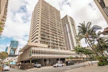 marine surf by tropical escapes realty