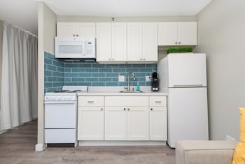 marine surf by tropical escapes realty