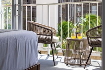 marine surf by tropical escapes realty