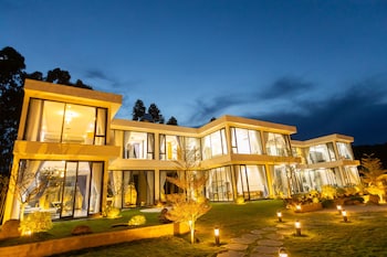 tkh resort