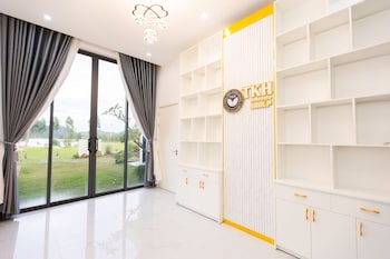 tkh resort