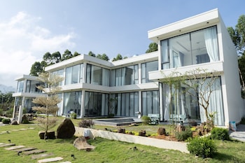 Tkh Resort,,3 star