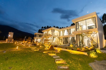 tkh resort