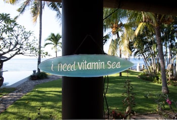 3 br luxury beachfront with private pool