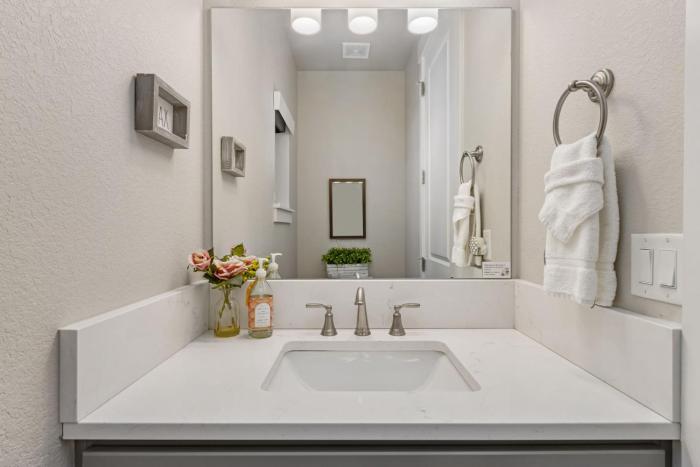 colorado modern retreat w king beds pickleball