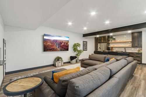 colorado modern retreat w king beds pickleball