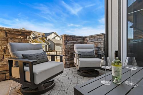 colorado modern retreat w king beds pickleball