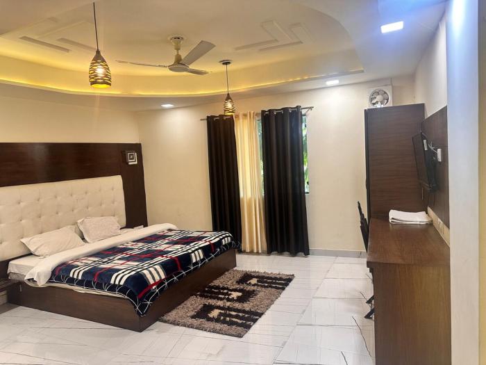 taj castle homestay