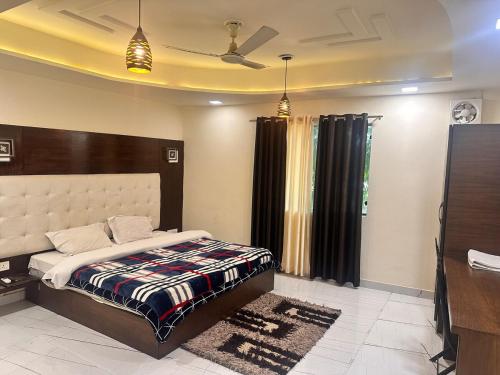 taj castle homestay