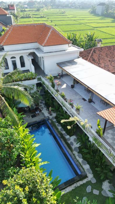 mahayana house