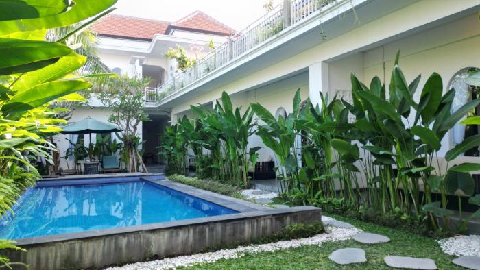 mahayana house