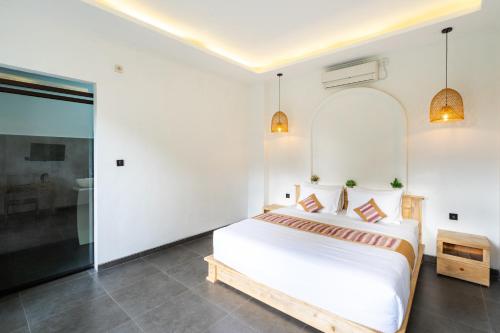 mahayana house