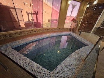 vip resort chalet 25