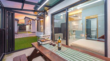 stay osolchae pool villa pension