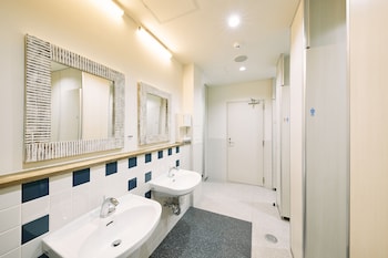 kyoto guesthouse hive hostel