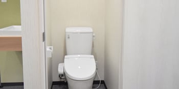 hotel winds asakusa capsule inn hostel