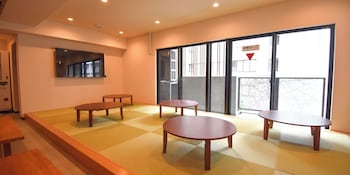 hotel winds asakusa capsule inn hostel