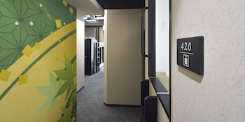 hotel winds asakusa capsule inn hostel