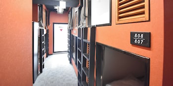 hotel winds asakusa capsule inn hostel