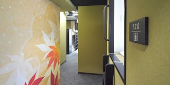 hotel winds asakusa capsule inn hostel