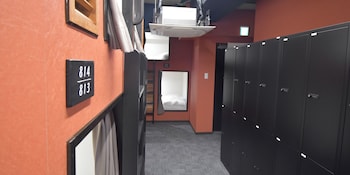 hotel winds asakusa capsule inn hostel