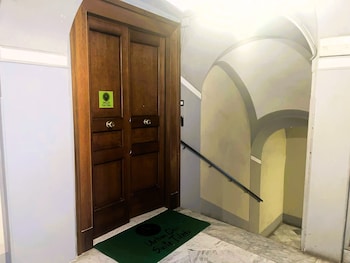 Urban Chic Suite Toledo,,5 star