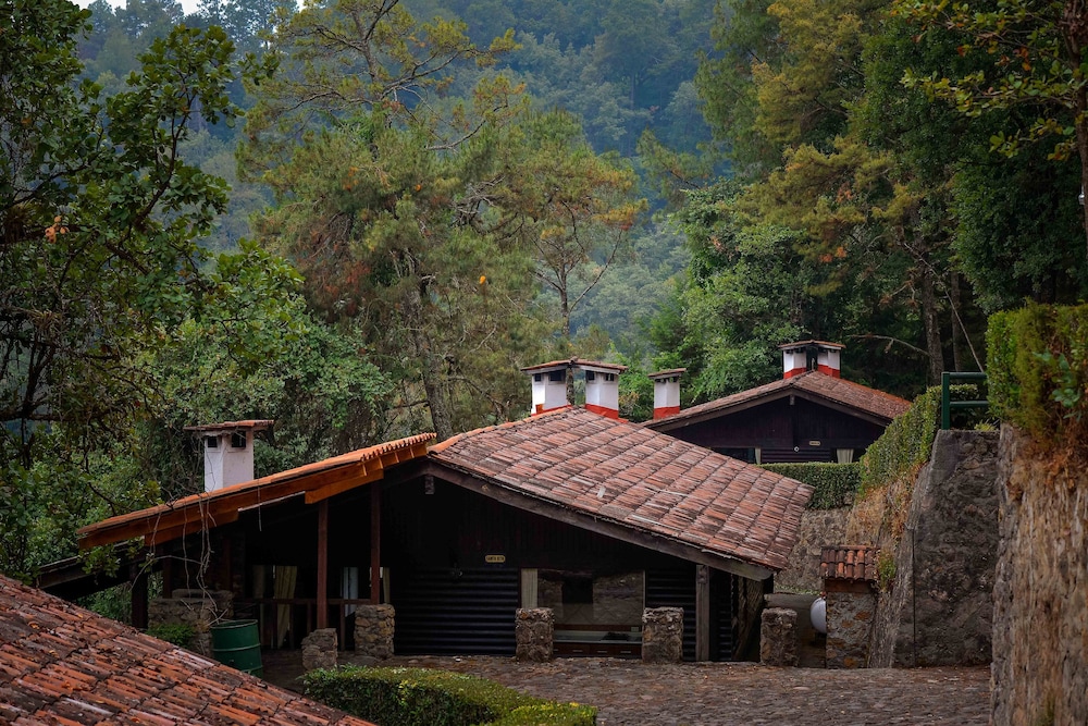 zirahuen forest and resort