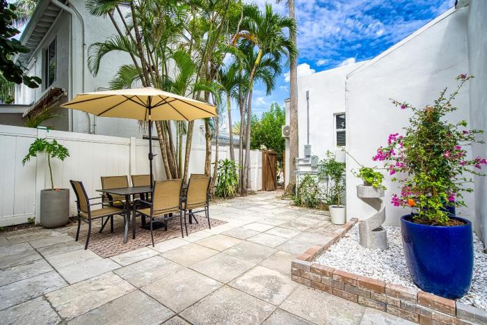 casa roselle 2 bedrooms