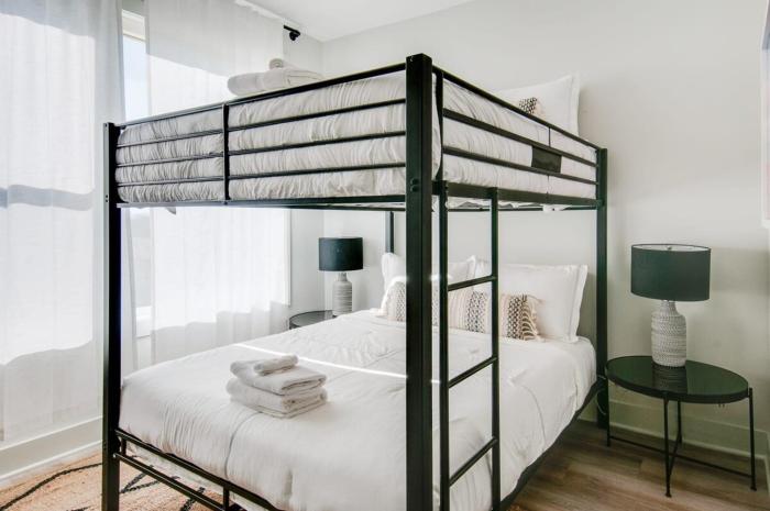 east nash double 26 beds booking fast